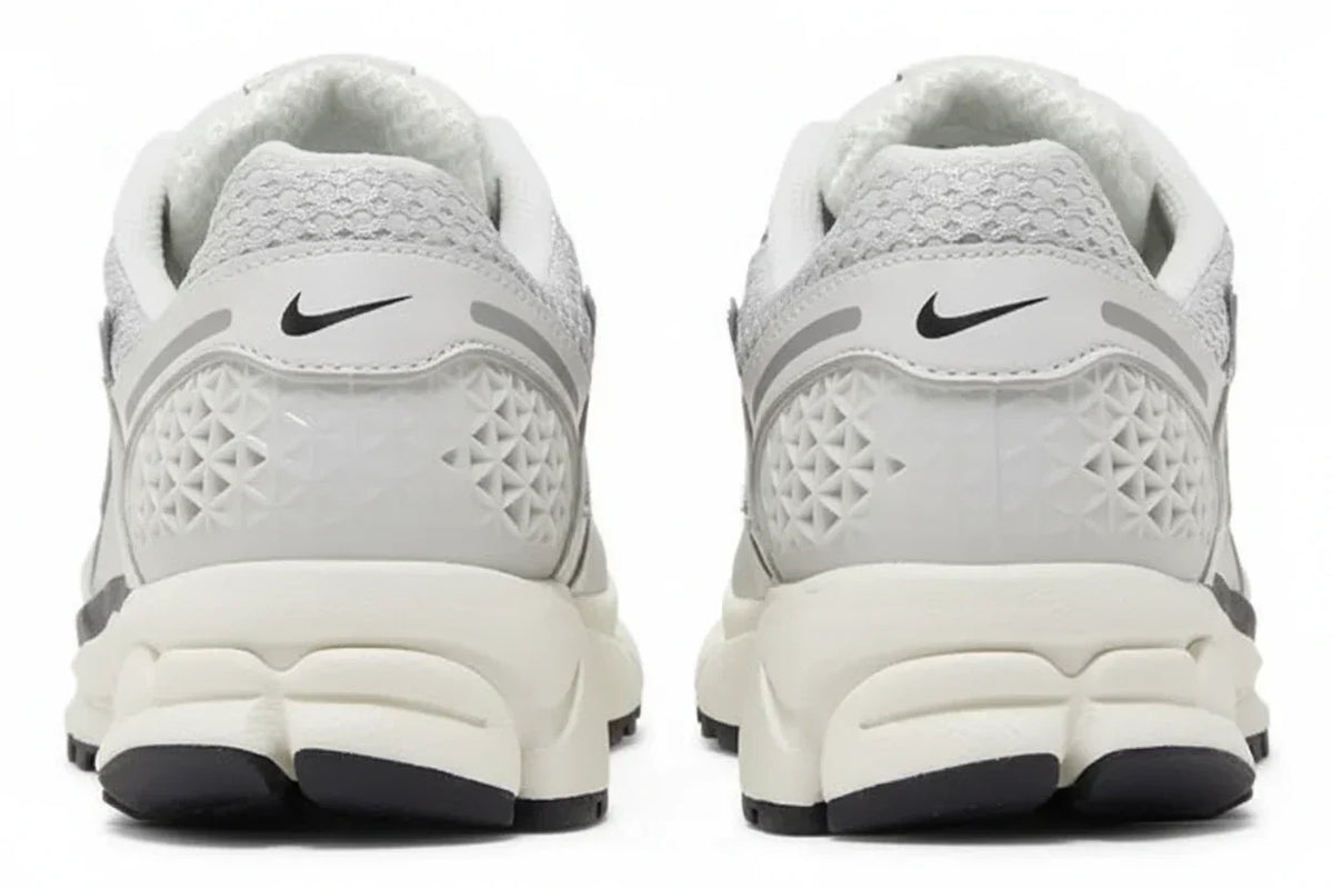 Wmns Air Zoom Vomero 5 'Photon Dust Metallic Silver'