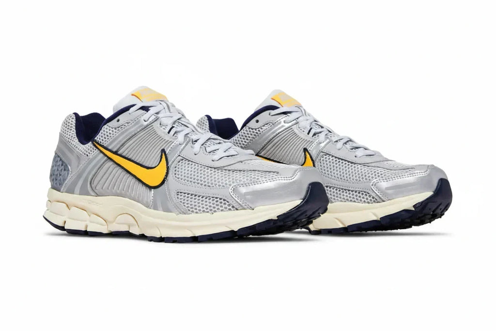 Air Zoom Vomero 5 'Platinum Laser Orange