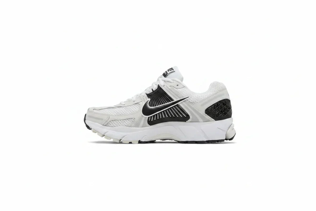 Air Zoom Vomero 5 'White Black'