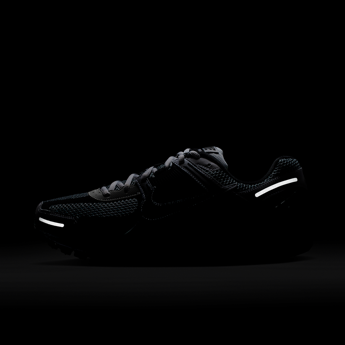 Zoom Vomero 5 SE SP Dark Grey Black White