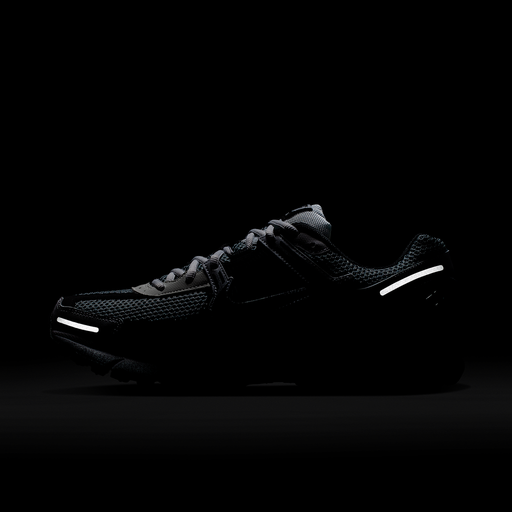 Zoom Vomero 5 SE SP Dark Grey Black White