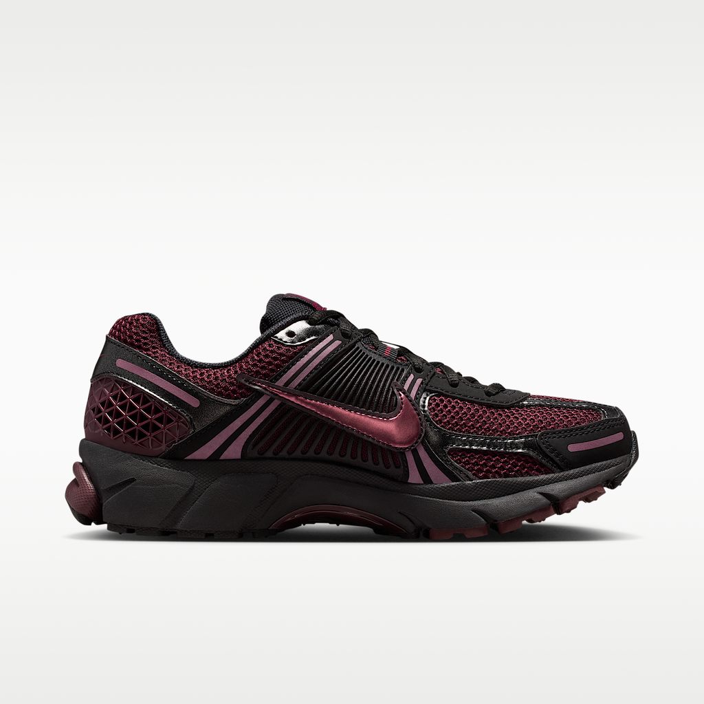 Zoom Vomero 5 Black / Burgundy Crush